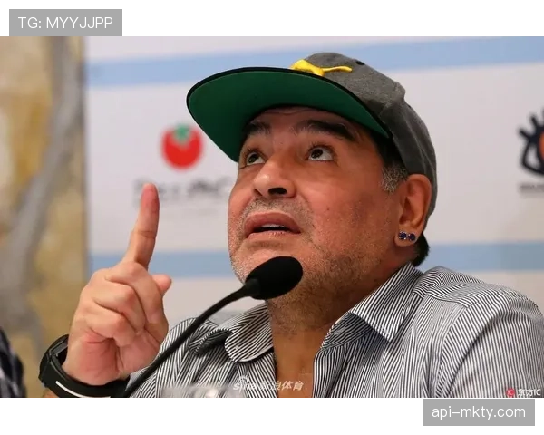 那不勒斯市政府计划为已故球星马拉多纳建立永久性纪念碑 那不勒斯市政府计划为已故球星马拉多纳建立永久性纪念碑