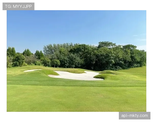 圣安德鲁斯亲子高尔夫总动员5月31日开赛，倡导温情陪伴为爱挥杆